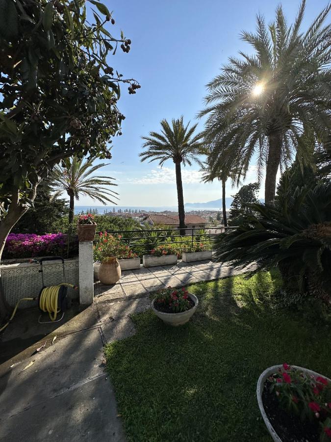 Le Rose Di Emma Villa Bordighera Kültér fotó